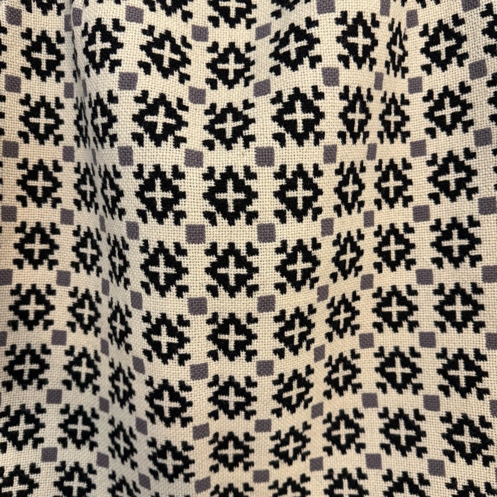 Vintage Black and Cream Mini Skirt. Freshly drycleaned. - Picture 3 of 5